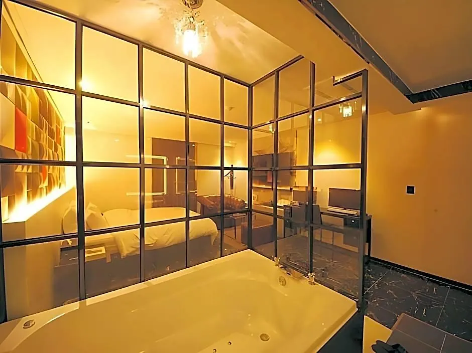 Incheon Hotel Buti& 2*,