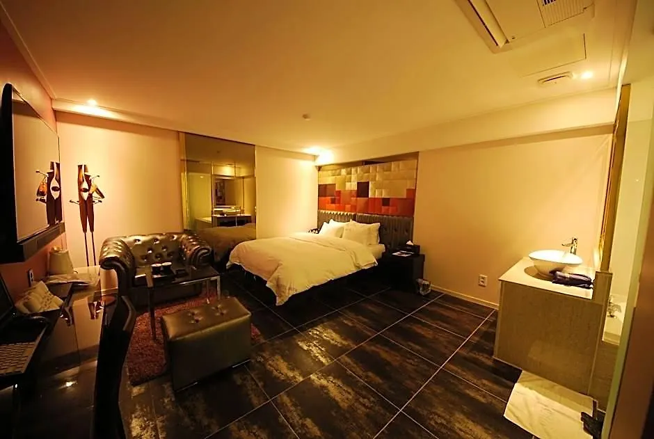 Incheon Hotel Buti&